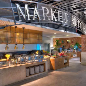Movenpick & Convention Centre Klia Szepang